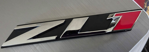 Zl1 grille emblem - grille, badge
